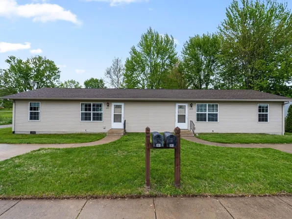 301 & 303 E Keith St, Pierceton, IN 46562