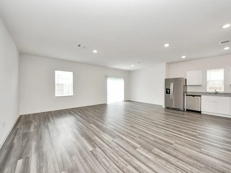 1902 Corsica Creek Ln — Photo 12