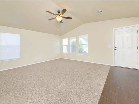 3rd image of 136 Rob Ln