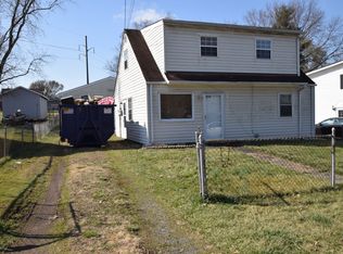 153 Polk Dr, Manassas Park, VA 20111