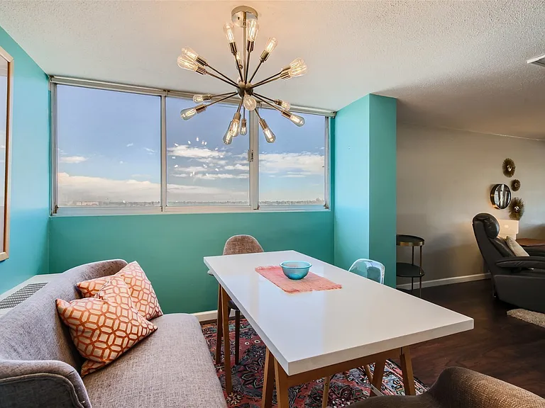 1155 Ash St #1108 — Photo 16