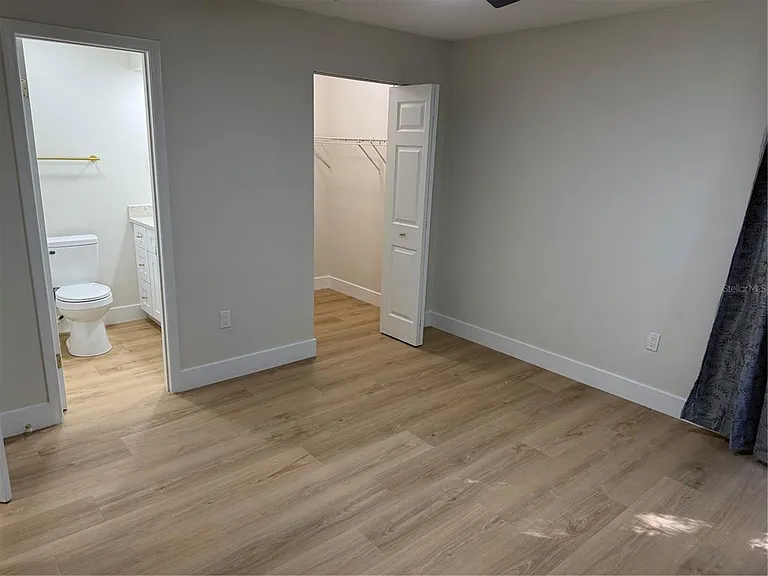 352 Cocoa Ct — Photo 10