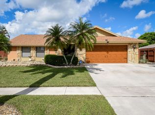 248 Las Palmas St, Royal Palm Beach, FL 33411