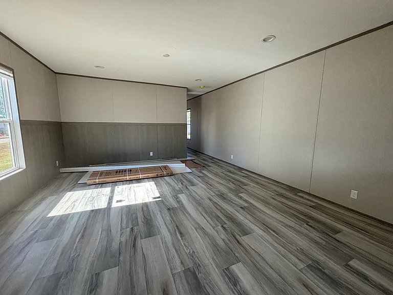 Forest Acres — Photo 24