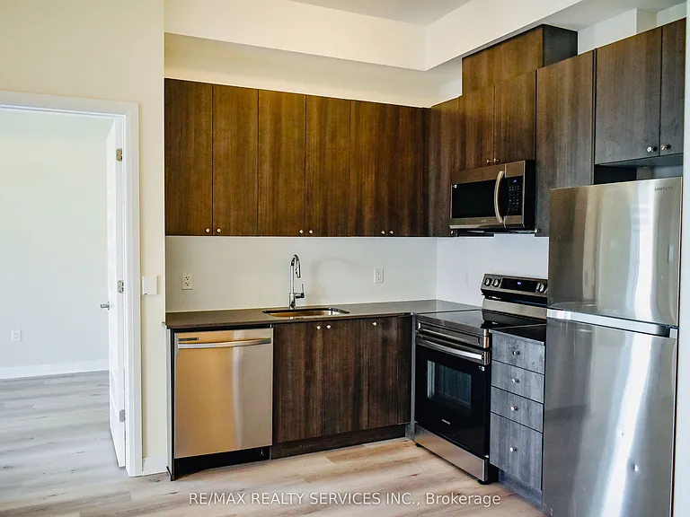 490 Gordon Krantz Ave #614 — Photo 13