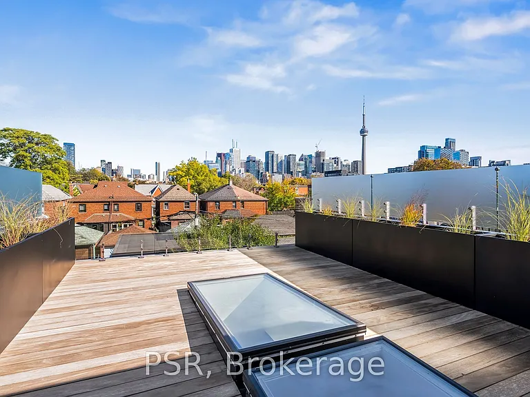 53 Palmerston Ave — Photo 38
