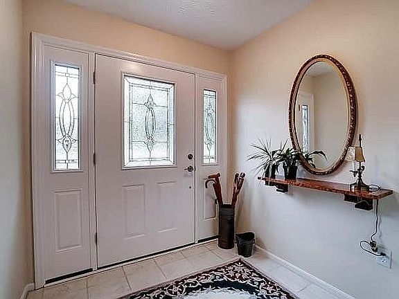 3rd image of 7384 Lake Park Dr