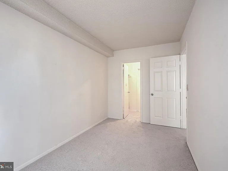 5500 Friendship Blvd #1125N — Photo 12