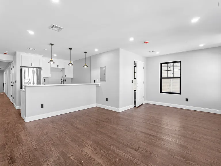 481 15th Ave #2 — Photo 21