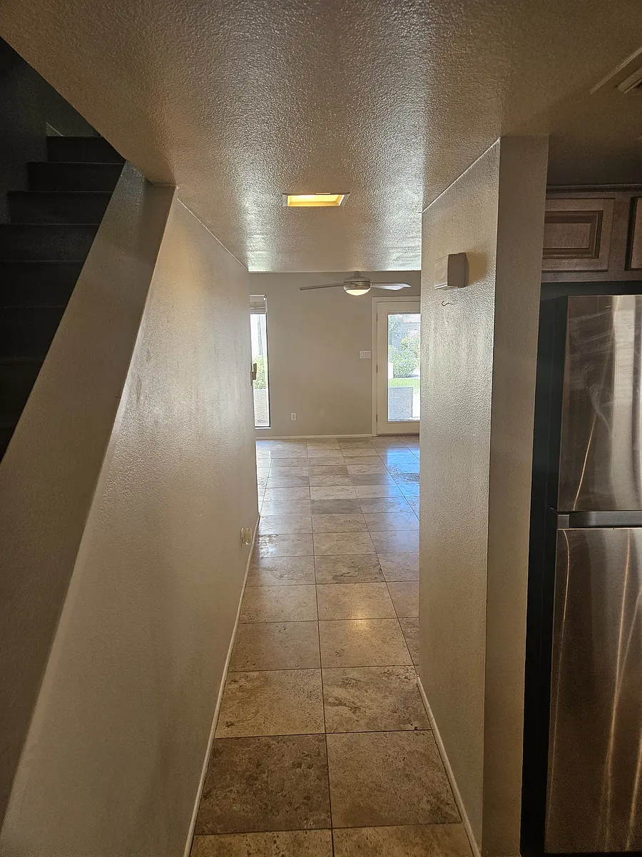 Building Photo - 885 N Granite Reef Rd #131