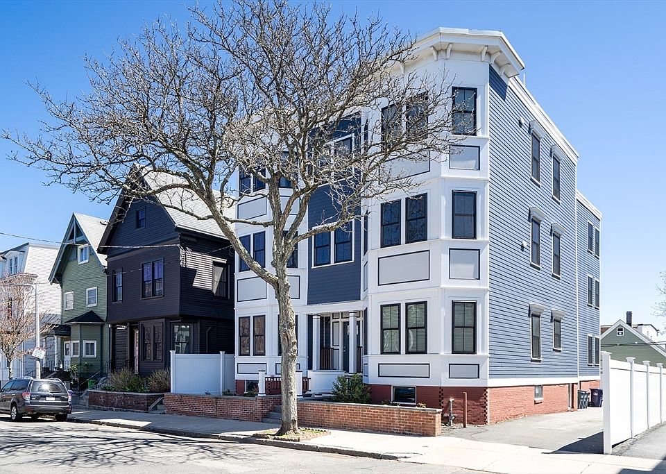 1st image of 189 Trenton St #4