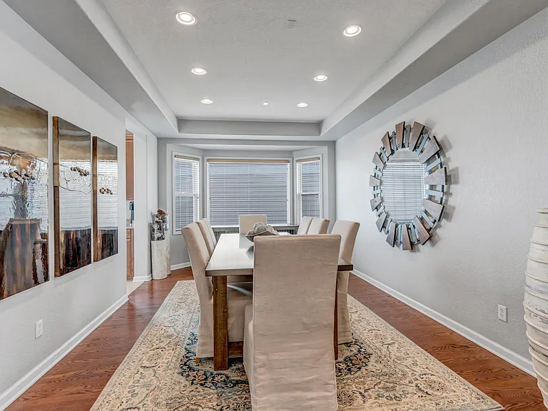 10168 Nottingham Dr — Photo 13