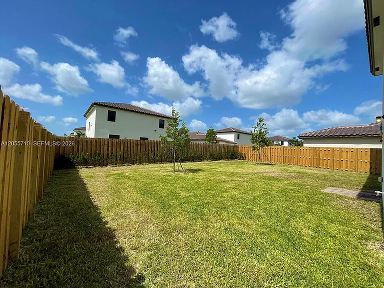 11904 SW 240th St — Photo 18
