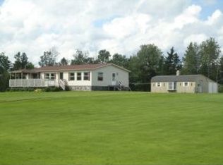 530 Searles Rd, Newport Center, VT 05857