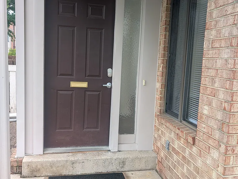 9601 Brassie Way — Photo 1