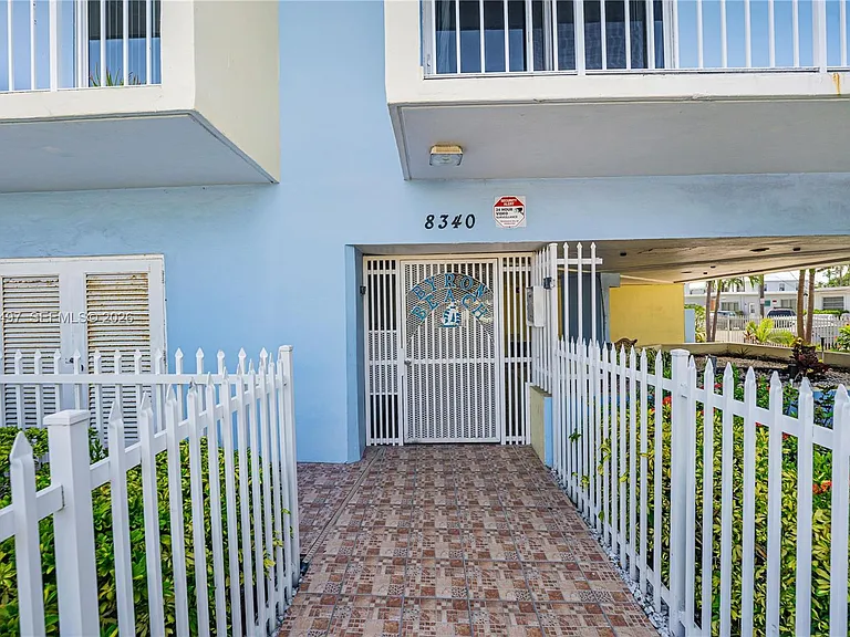 8340 Harding Ave #201 — Photo 3