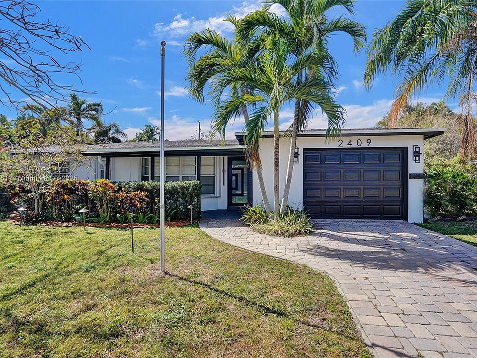 1st image of 2409 NW 7th Ave
