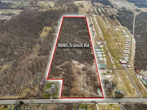 8095 Transit Rd #3, East Amherst, NY 14051