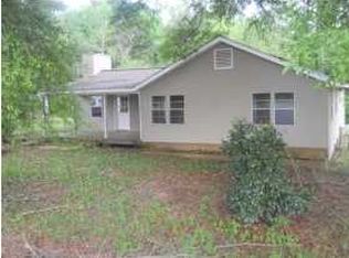 688 Sweetwater Rd, Highland Home, AL 36041