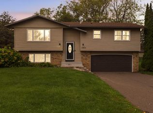 3200 Malcolm Ave, Hastings, MN 55033