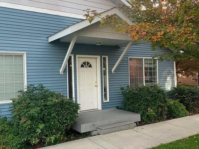 1283 N Forsythia Cir — Photo 1