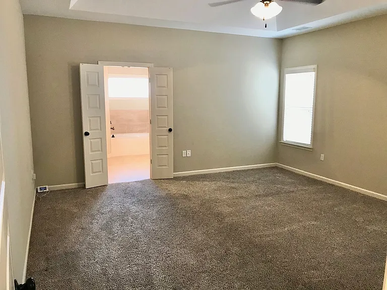5413 Riverstone Dr — Photo 5