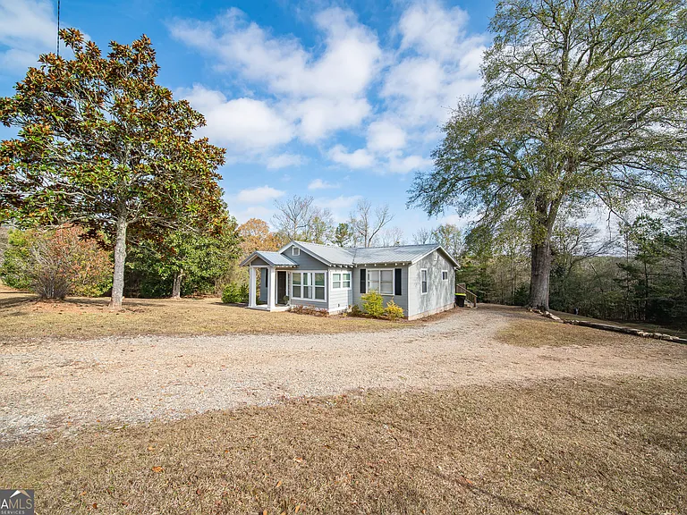 161 Calhoun Rd — Photo 5