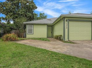 2372 Pacific Silver Dr, Jacksonville, FL 32246