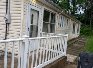 1131 Hammaker Dr #B, Harrisburg, PA 17110