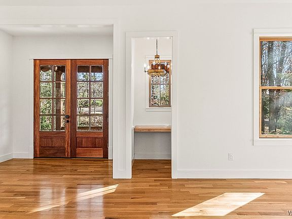 5th image of 15340 Stonehedge Cliffs Rd