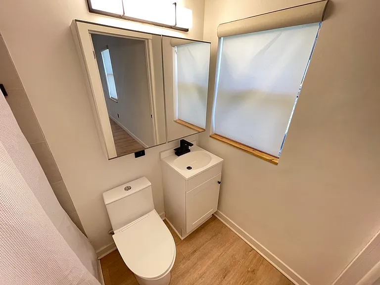 4215 Sheridan Ave #9 — Photo 8