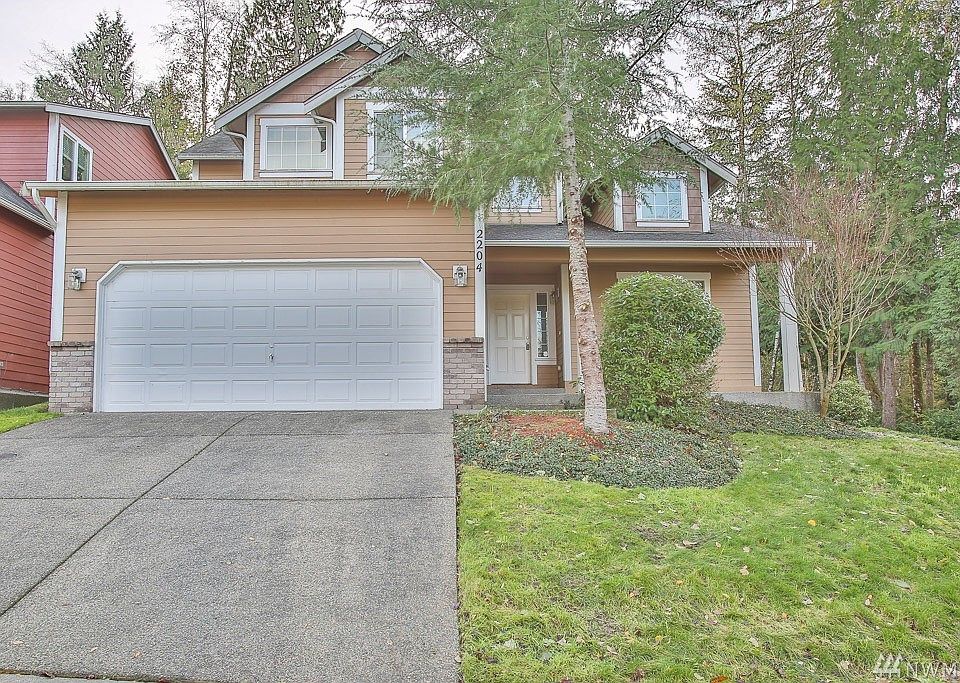 1st image of 2204 Crestwood Pl NW