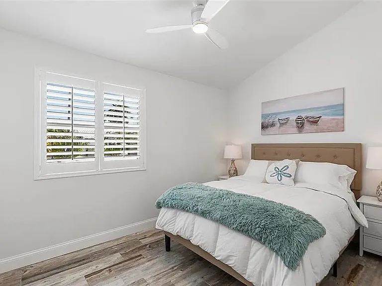 14024 N Bayshore Dr — Photo 25