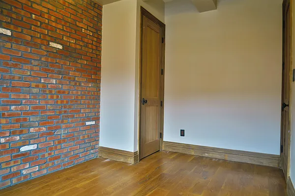 Rented by Big Square Realty LLC | media 6