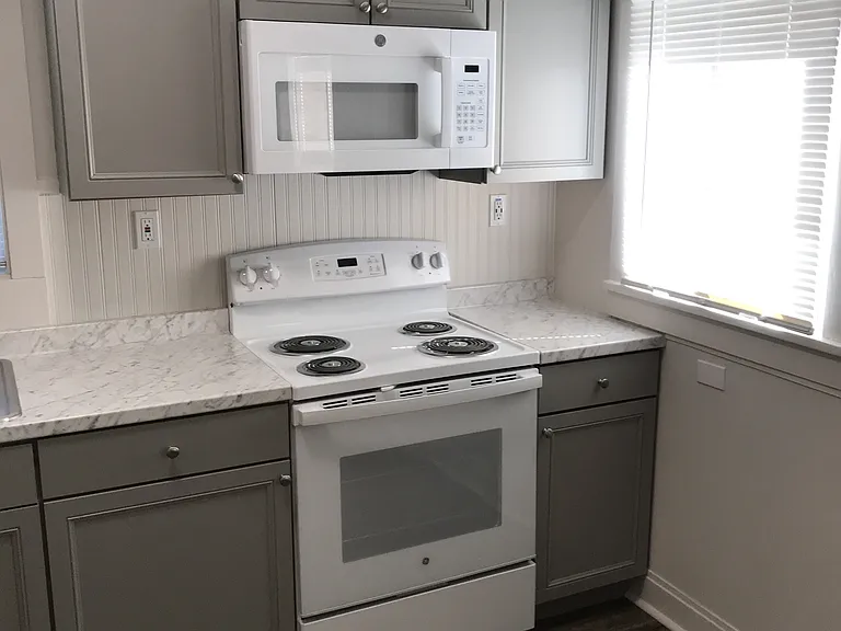 161 Lincoln Way — Photo 8