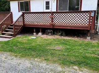 665 Jeffrey Ln, Oak Harbor, WA 98277