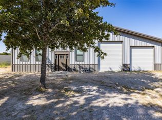 7500 E Cedar Rd, Milburn, OK 73450