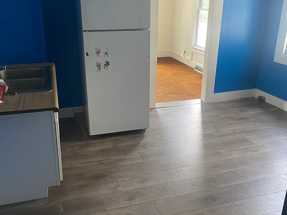 181 Newton Ave #1