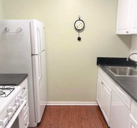5th image of 580 Mesa Dr APT 201