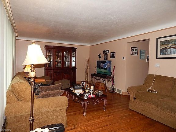 5th image of 12506 Oak Park Blvd
