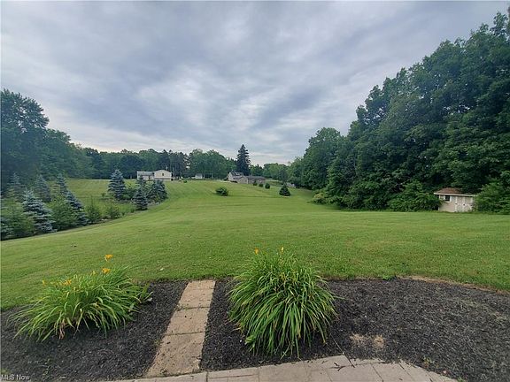 5th image of 8432 Garfield Dr