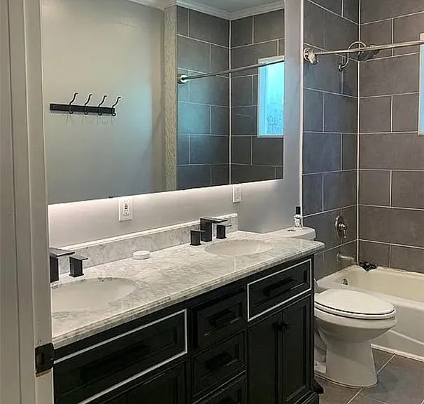 1507 E 51st St — Photo 13