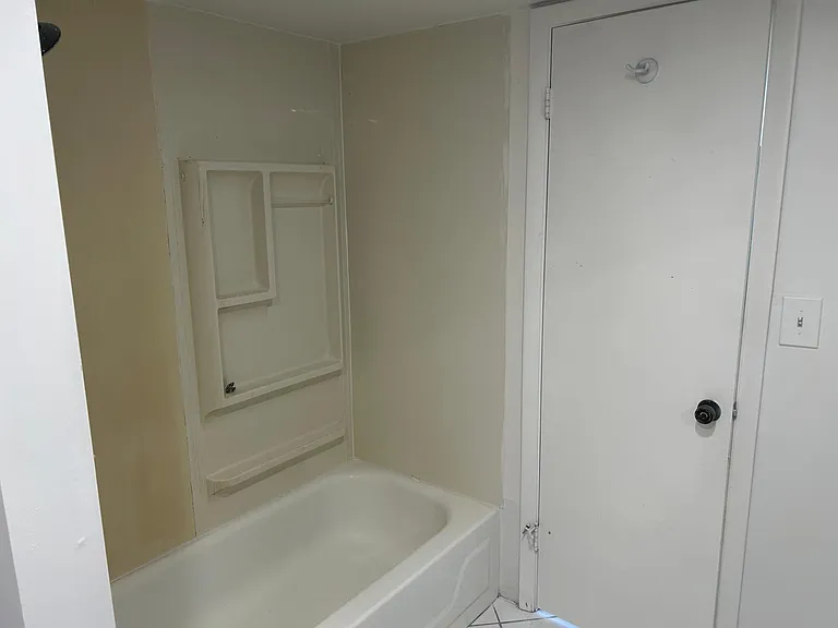 3900 NW 76th Ave #107 — Photo 12