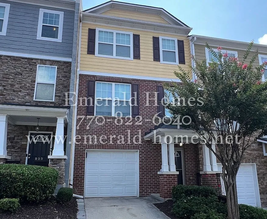 821 Tulip Poplar Way