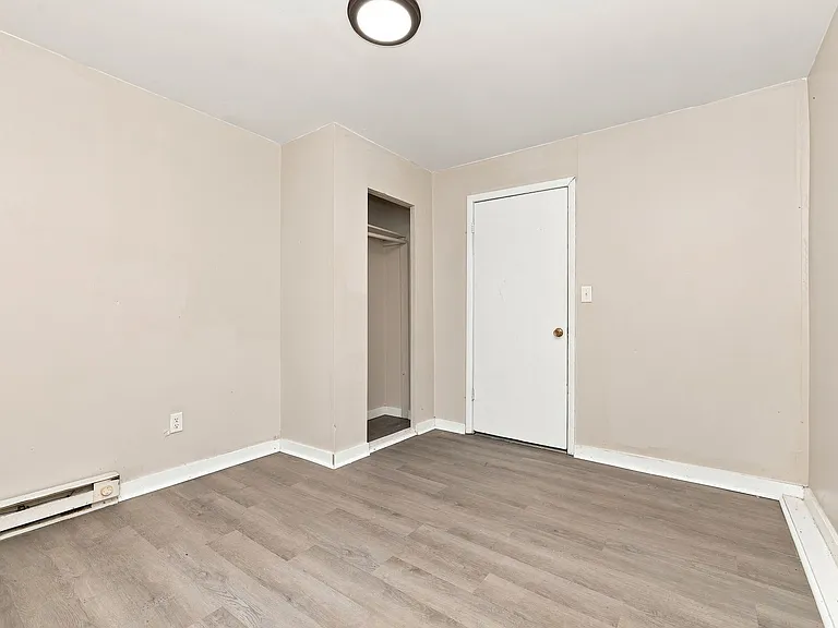 550 Hensel Ave — Photo 8