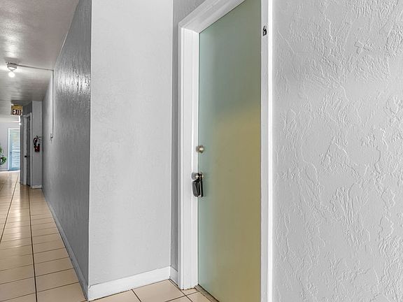 3rd image of 801 Grove St N #11144317