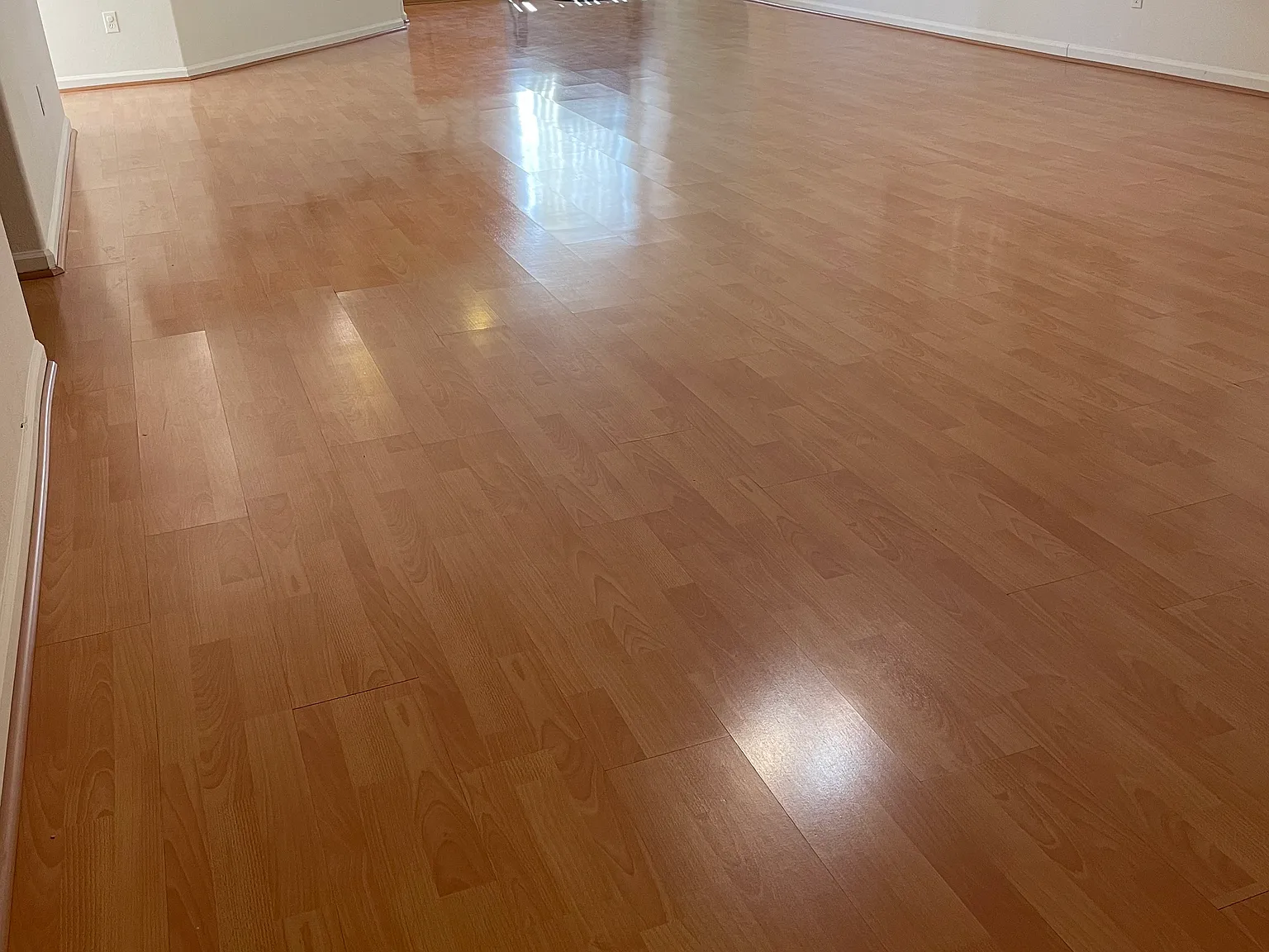 4 bed, 2816 sqft, $3,495 — Photo 2