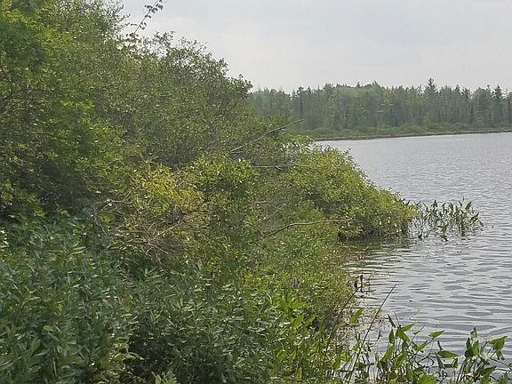 3rd image of 523 Lake Dr NE