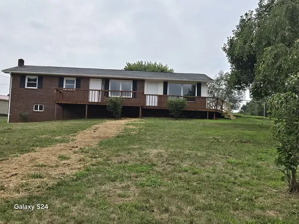 153 Townview Dr, Lebanon, VA 24266