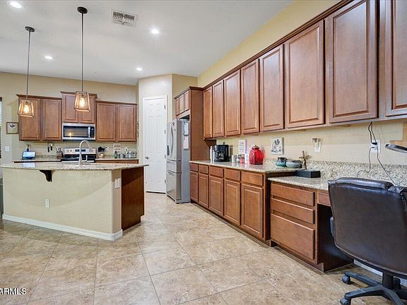 4th image of 18025 W CASSIA Way